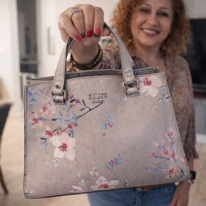 Guess vintage handbag